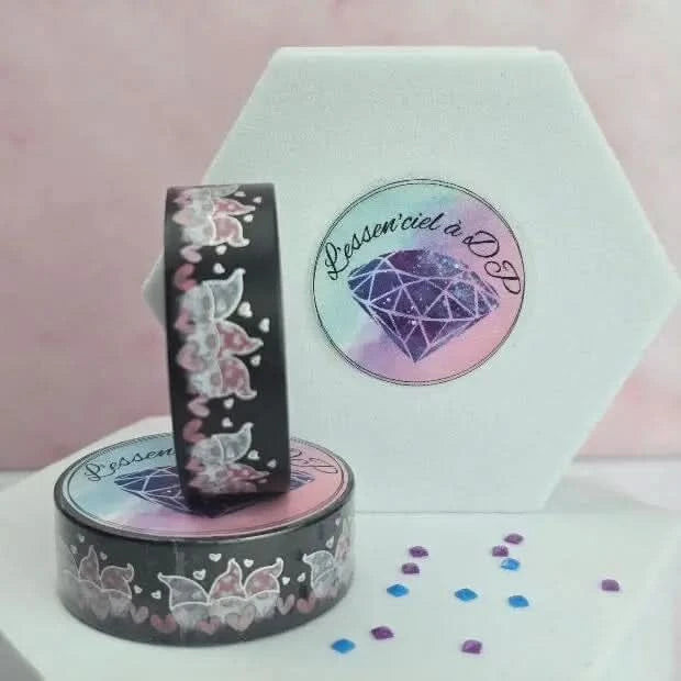 Washi Tape Gnome de St-Valentin - Dimension: 10 mètres x 15 mm de largeur - Art Thérapie - Broderie à Diamant - Diamond Painting